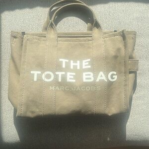 Marc Jacobs medium TOTE bag